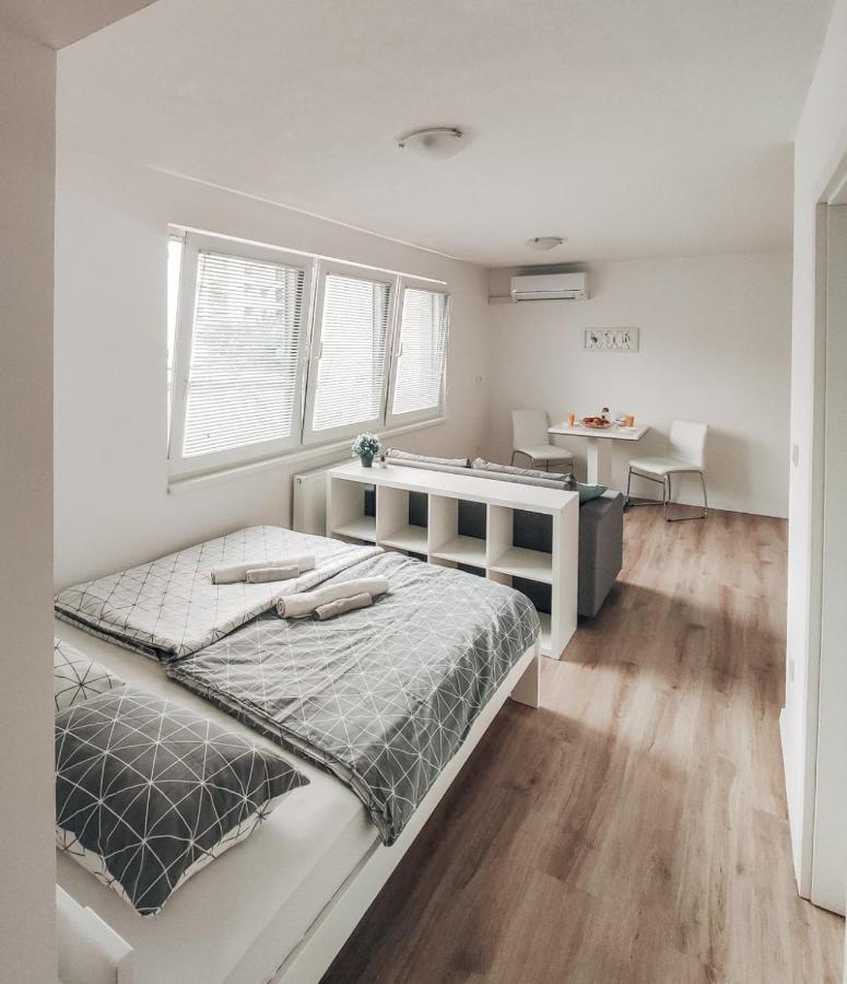 Studio Apartment Sanya #2 Ljubljana Eksteriør billede